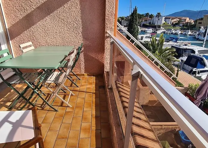 דירה 2 Personnes A La Marina Avec Superbe Vue - Terrasse Et Parking Prive