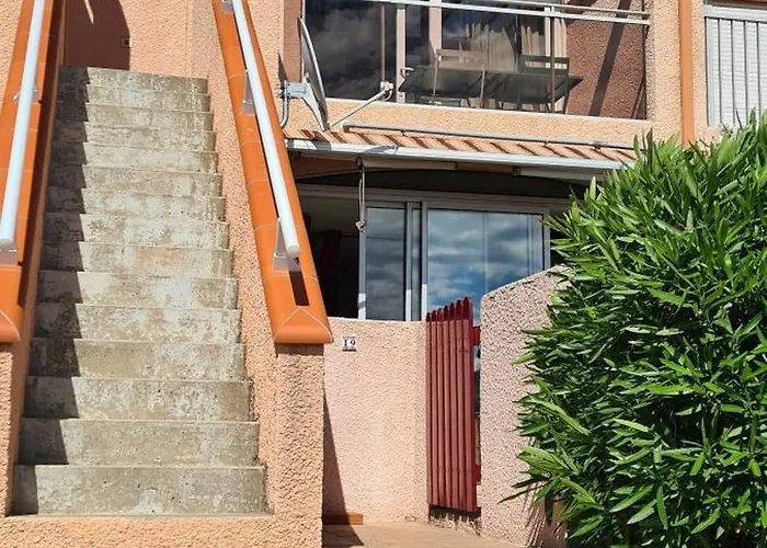 2 Personnes A La Marina Avec Superbe Vue - Terrasse Et Parking Prive דירה